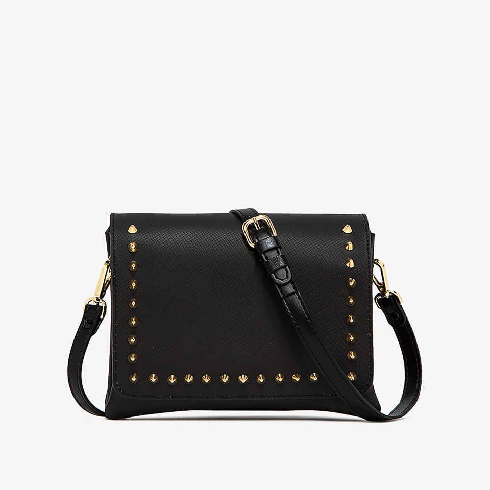 smartphone crossbody