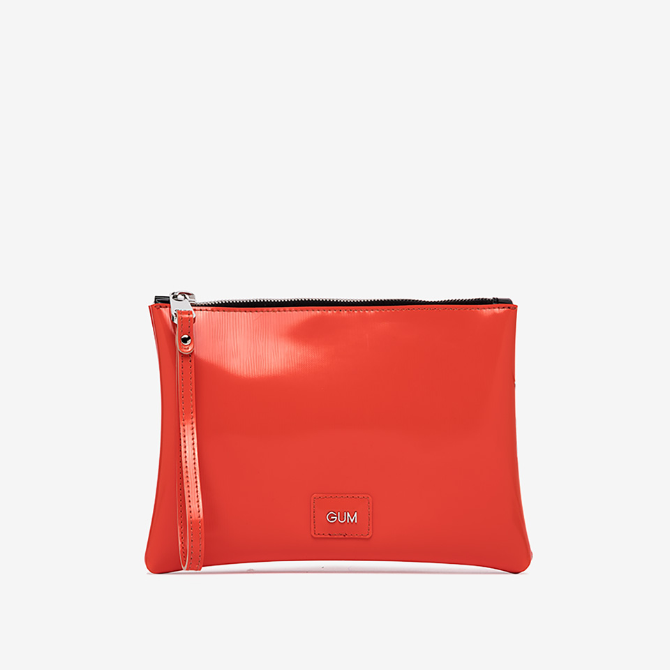 GUM: MEDIUM CLUTCH