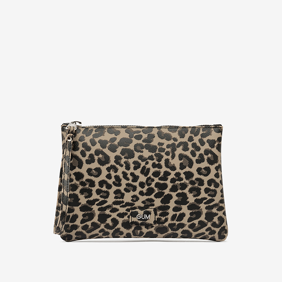 GUM: MEDIUM CLUTCH