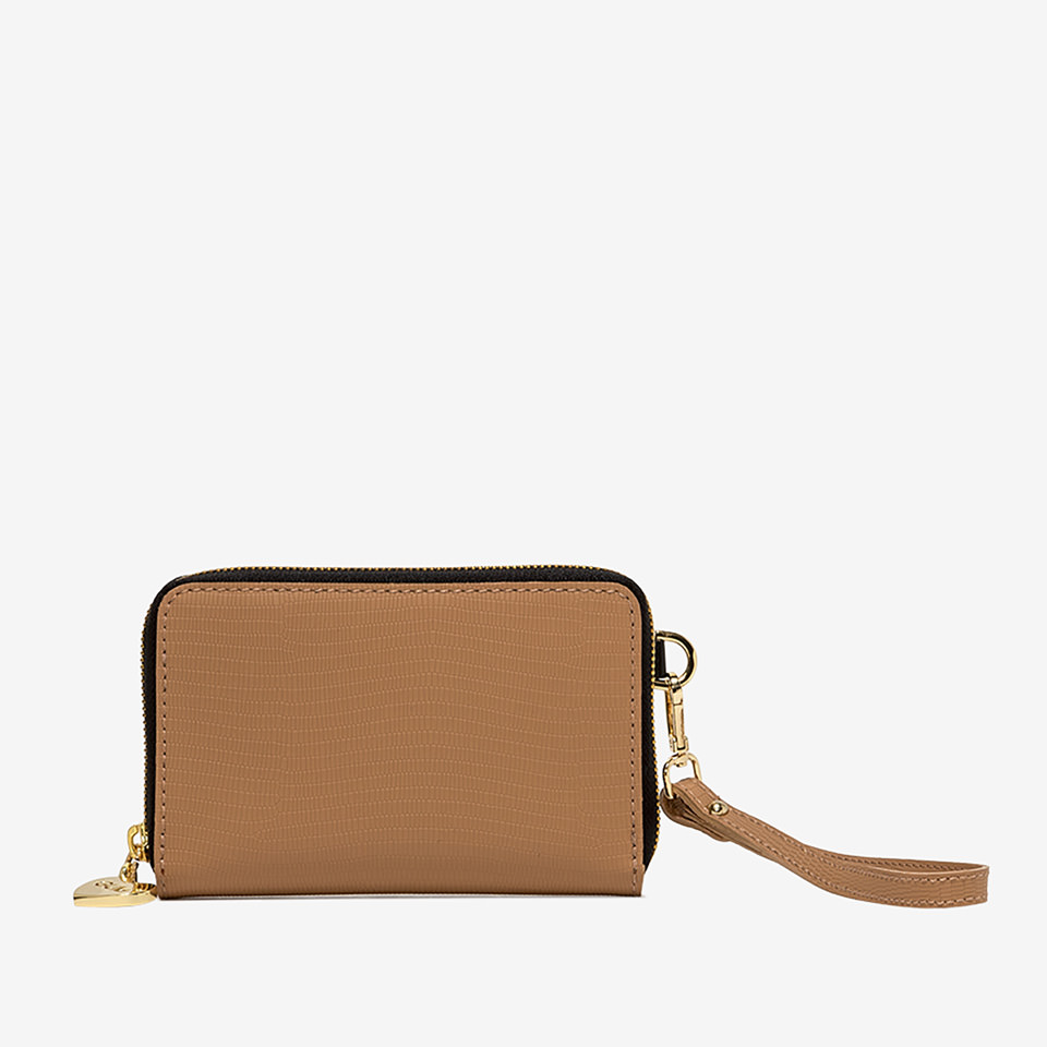 medium size wristlet