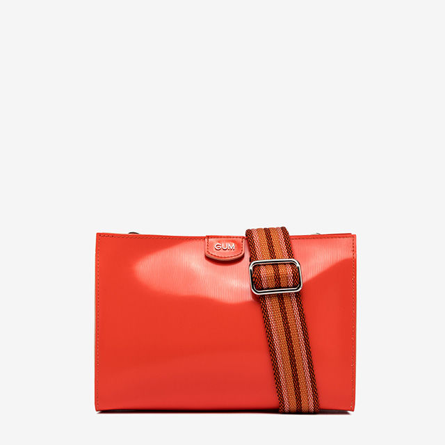 GUM: MEDIUM SHOULDER BAG